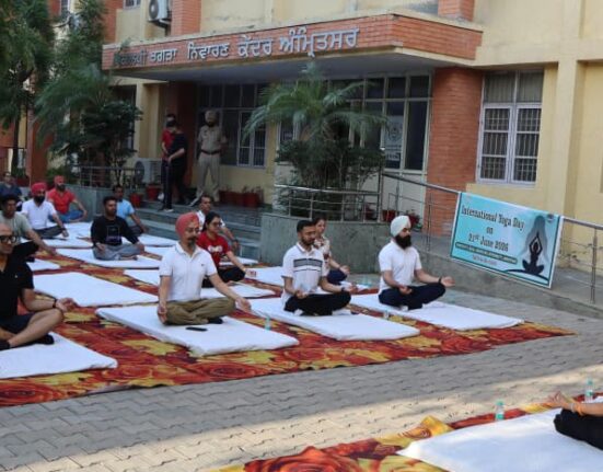 Amritsar-Legal-Authorities-Embrace-Yoga