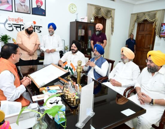 uttarakhand-leader-pledges-15-day-police-probe-after-sikh-group-raises-misconduct-claims
